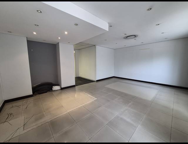 1,320M² OFFICE TO LET IN SANDTON CENTRAL